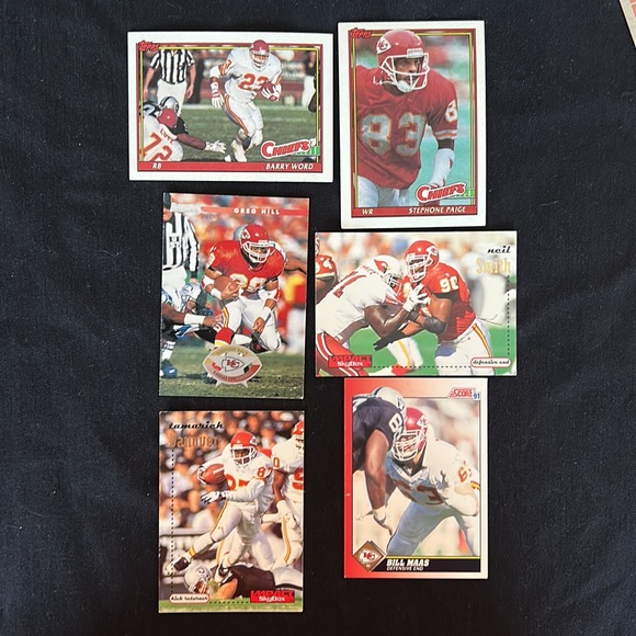 14 MINT KANSAS CHIEF Assortment of NFL Collector Trading Cards - Picture 9 of 11